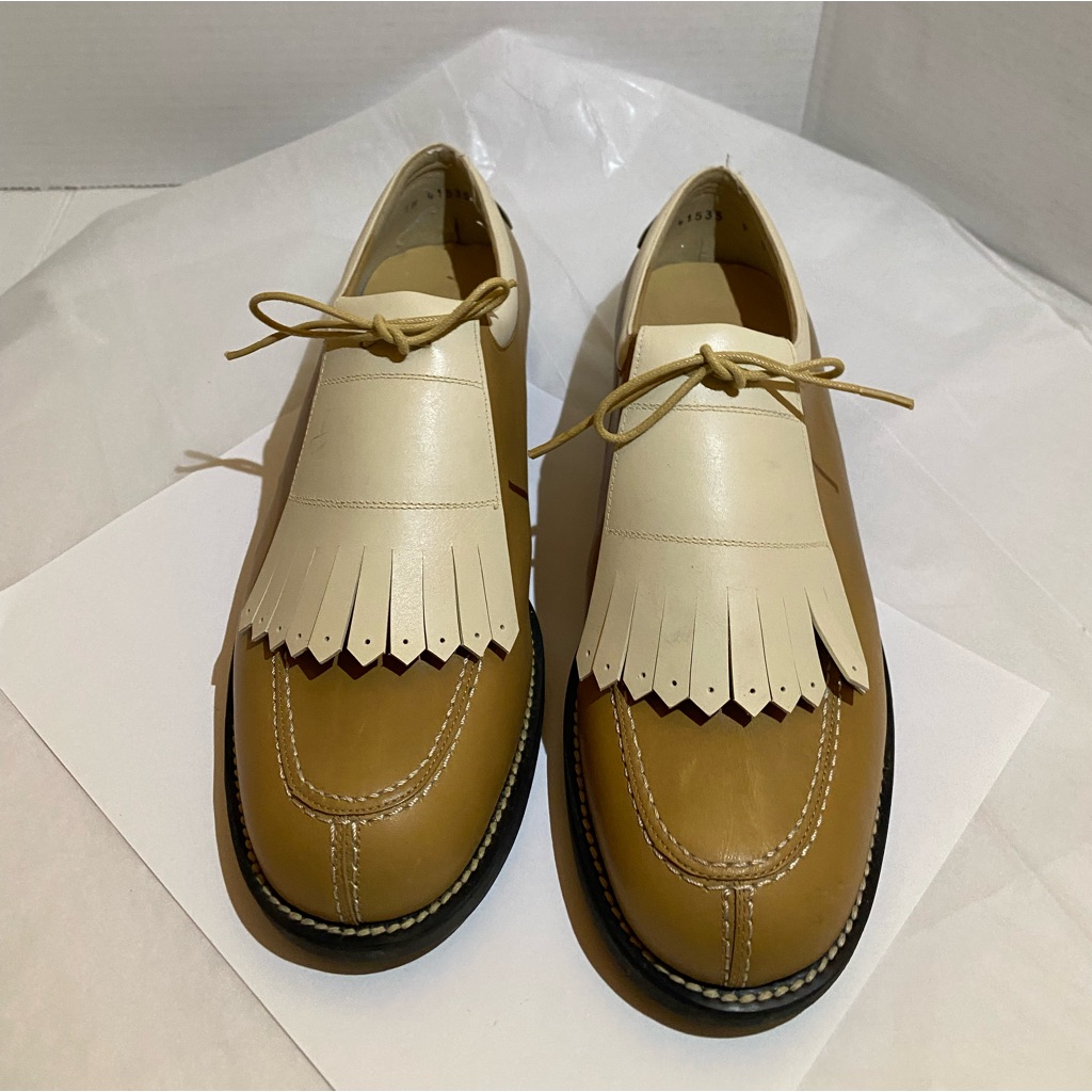 Stuart Weitzman Goretax Leather Golf Shoes, Size 9